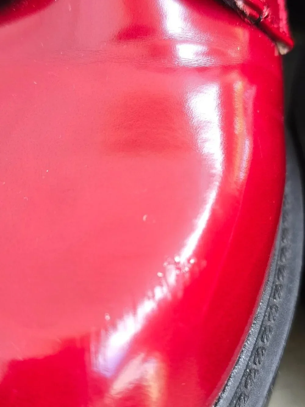 Guess Red faux leather combat boots with a 7-inch shaft - Picture 7 of 9